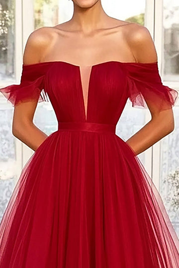 Robe de bal rouge en tulle à épaules dénudées